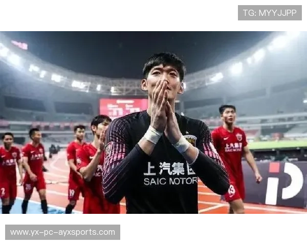 中超冬窗抢人大战一触即发：豪门纷争幕后玄机解读